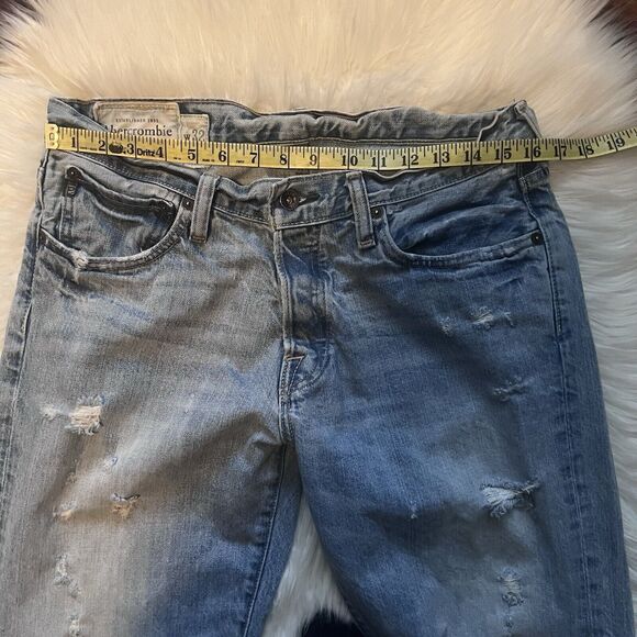 Abercrombie & Fitch Kilburn Low Rise Bootcut Jeans 32 x 34 Light Wash Distressed - Picture 3 of 13